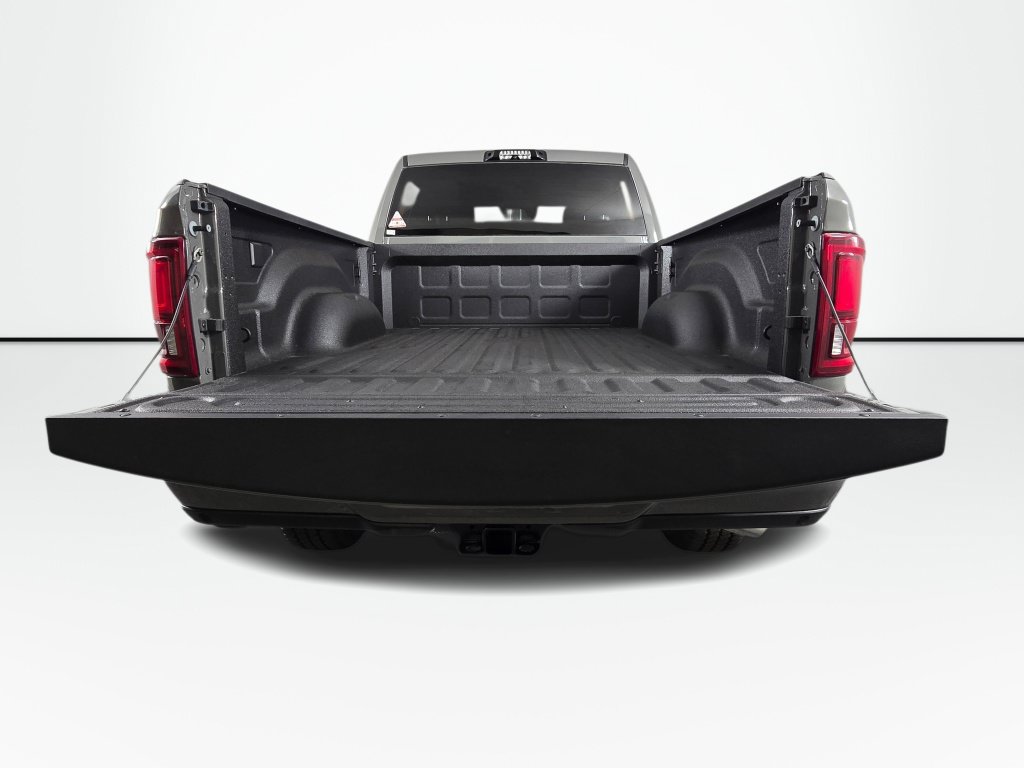 New 2026 RAM 3500 Big Horn AWD/4WD image 16
