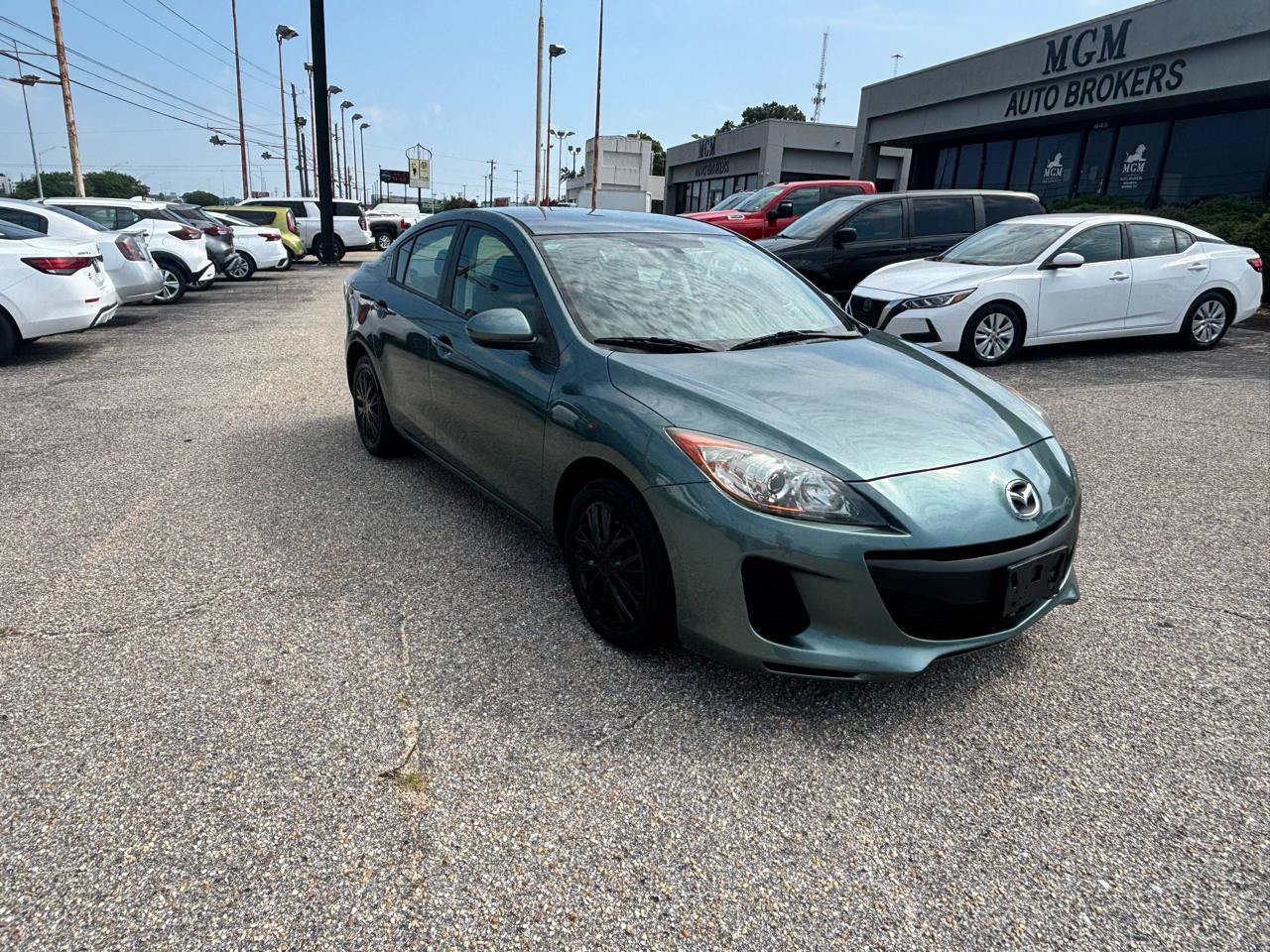 Used 2013 MAZDA MAZDA3 i SV w/ Convenience Pkg FWD image 3