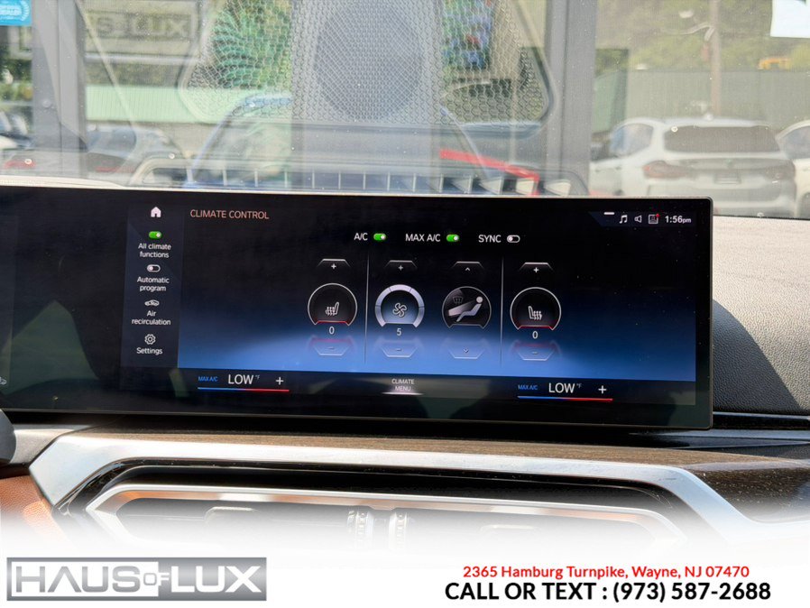 Used 2024 BMW 330i xDrive Sedan w/ M Sport Package AWD/4WD image 21