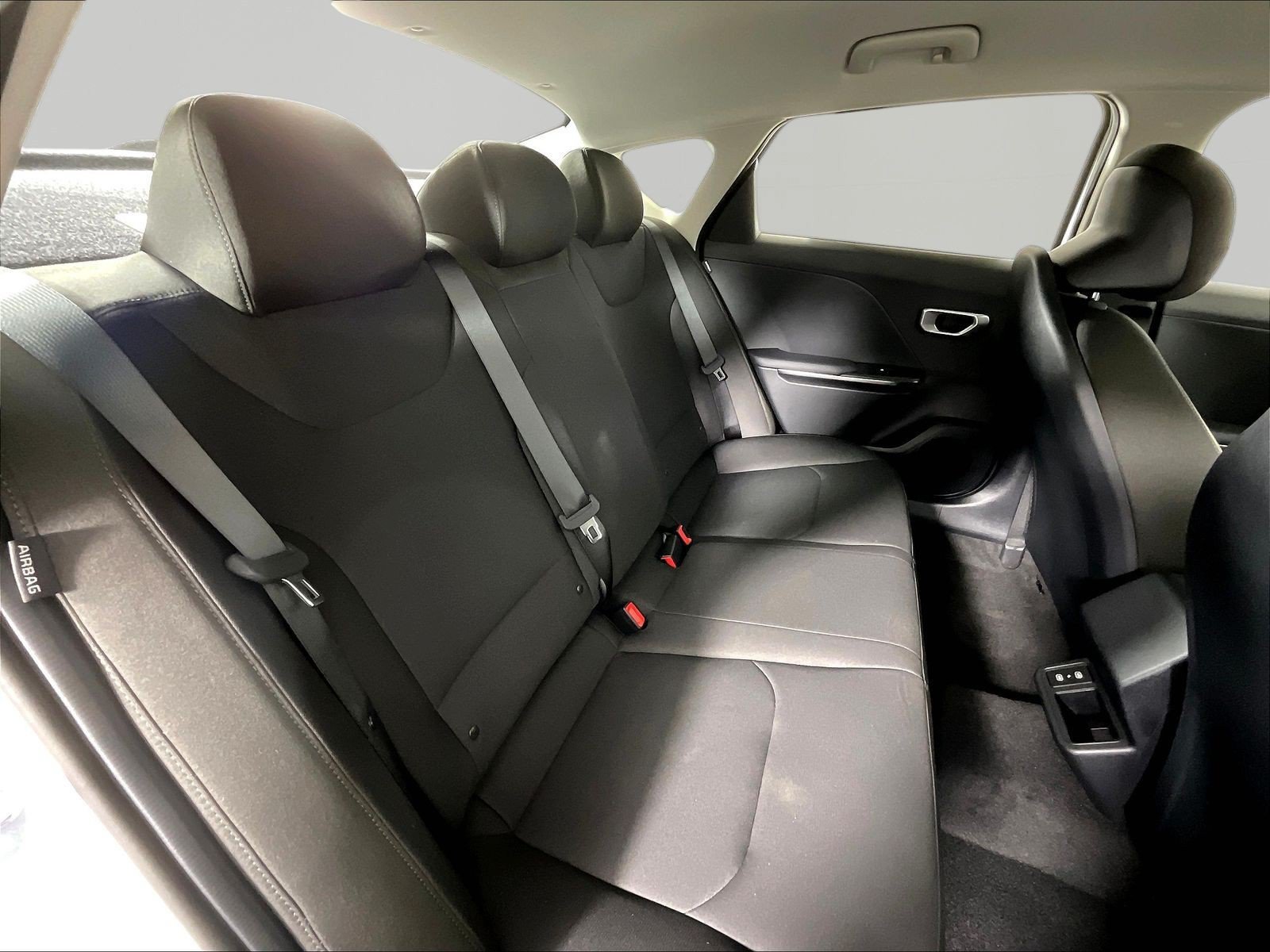 New 2026 Kia K4 FWD image 19