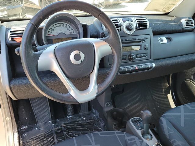 Used 2009 smart fortwo Coupe RWD image 11