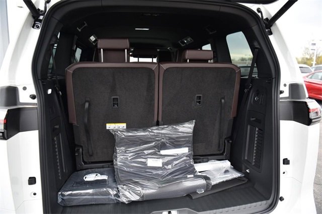 New 2025 Volkswagen ID. Buzz Pro S image 25