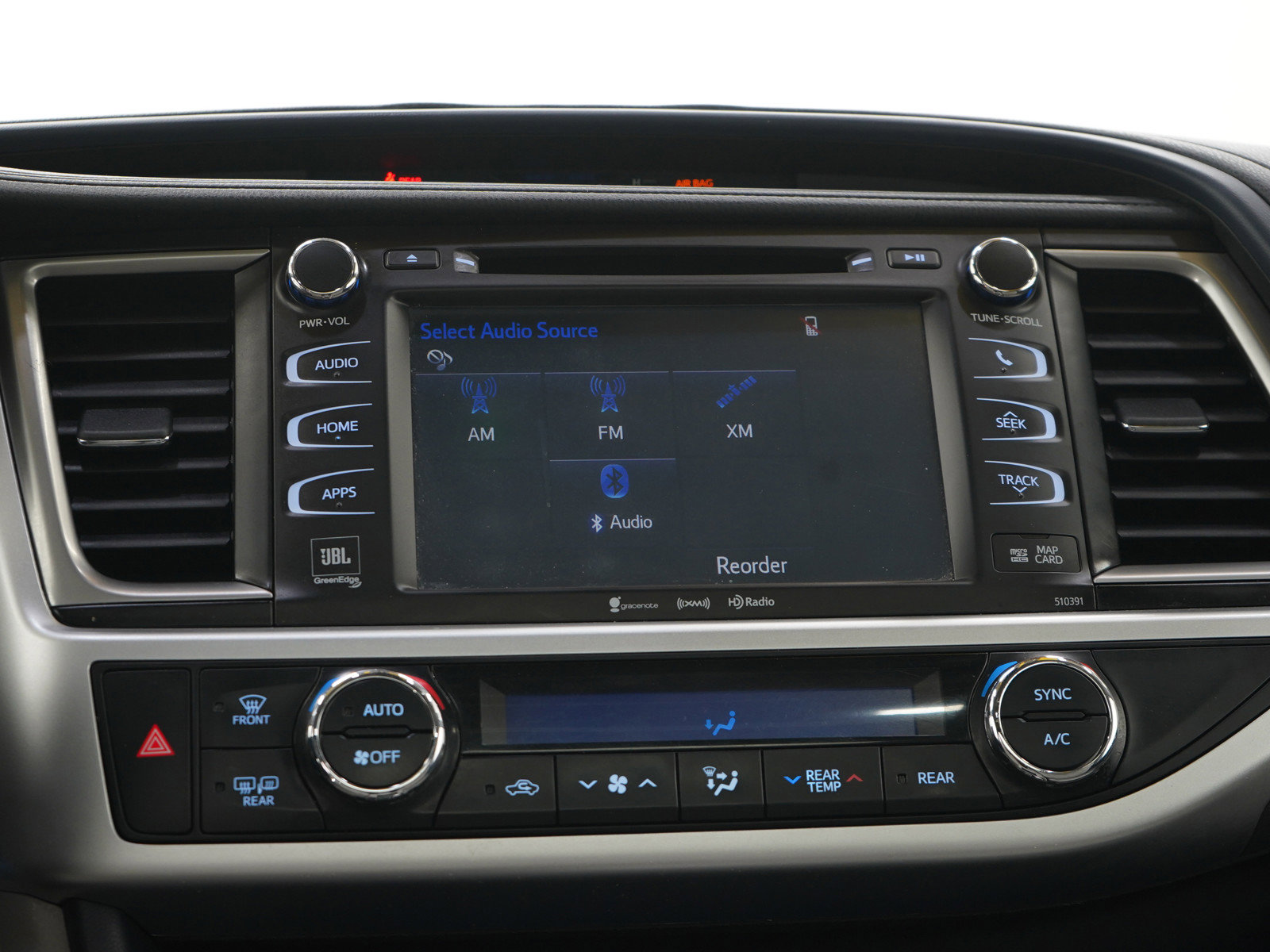 Used 2019 Toyota Highlander Limited Platinum AWD/4WD image 19