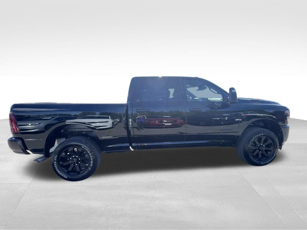 New 2026 RAM 2500 Big Horn AWD/4WD image 11