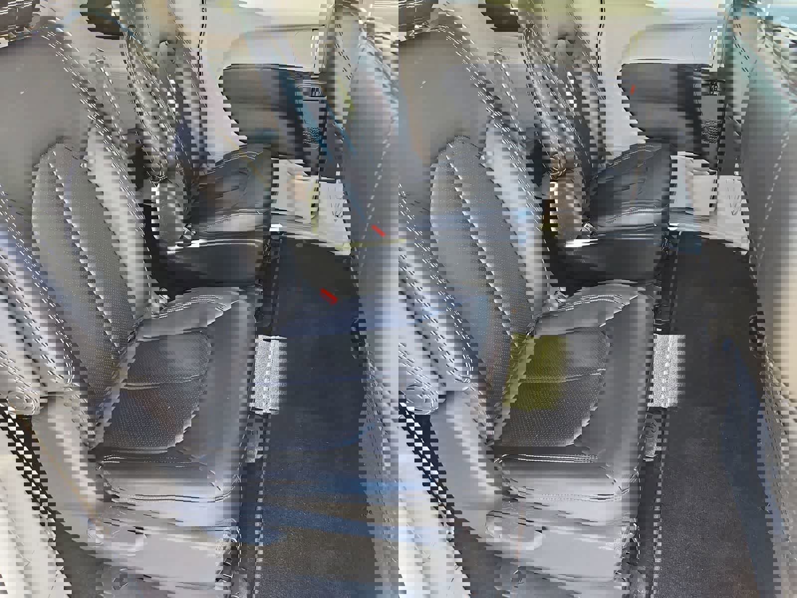 Used 2023 Chrysler Pacifica Touring-L image 22