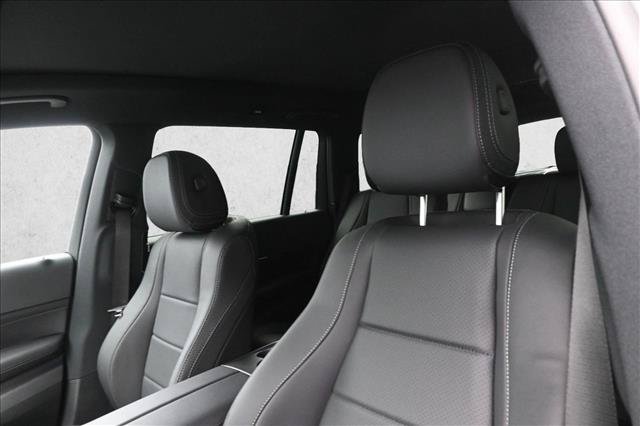 New 2026 Mercedes-Benz GLS 450 4MATIC image 9
