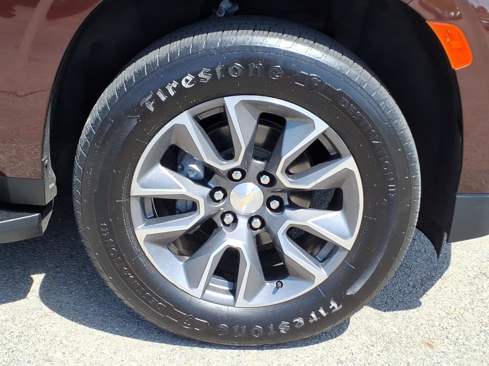 Used 2023 Chevrolet Tahoe LT AWD/4WD image 7