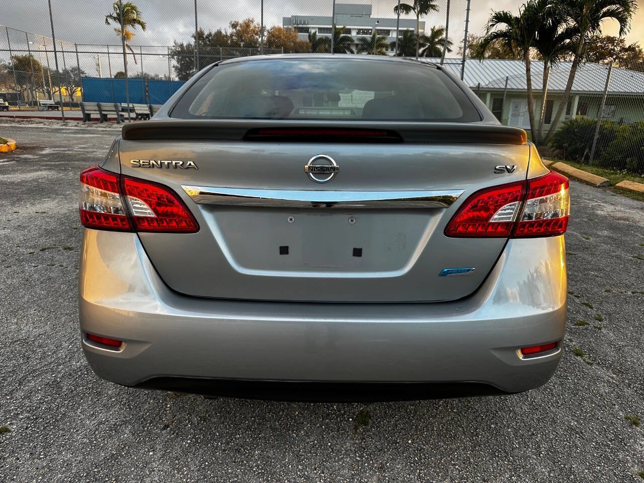 Used 2014 Nissan Sentra SV image 7