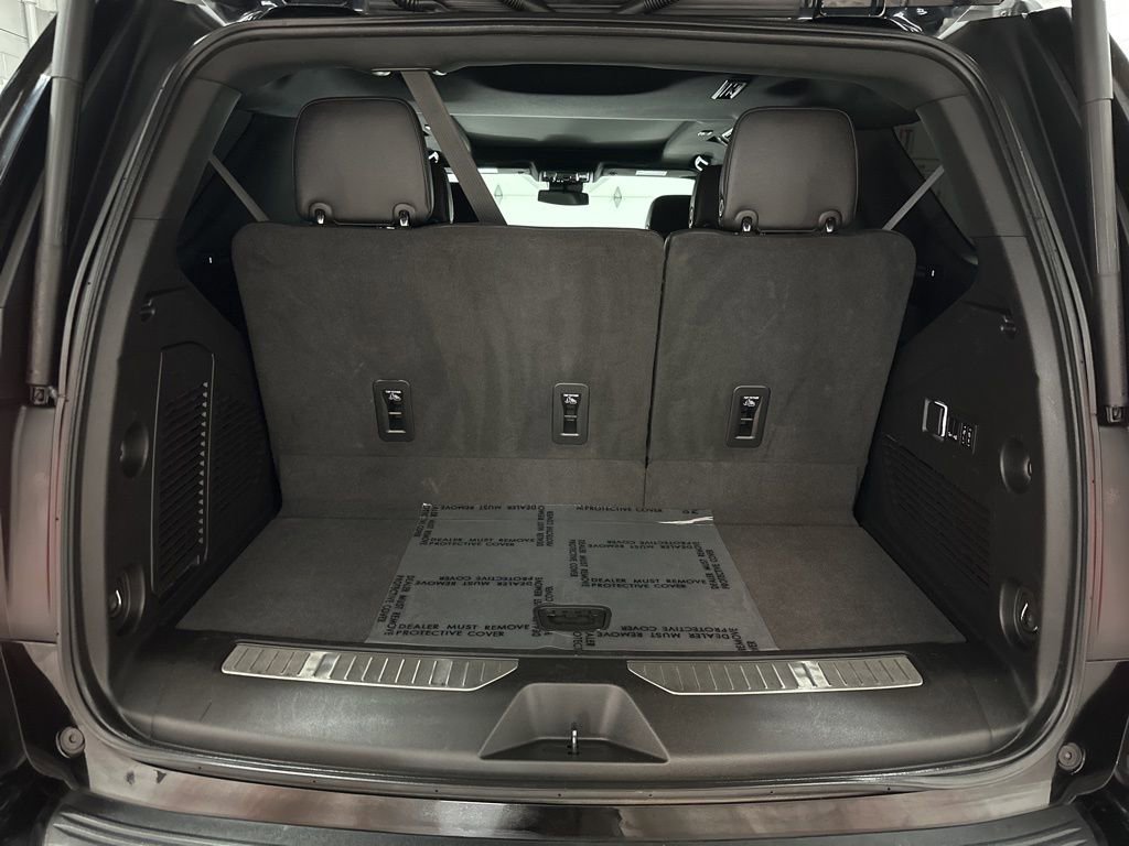 Used 2023 Chevrolet Tahoe Z71 AWD/4WD image 36