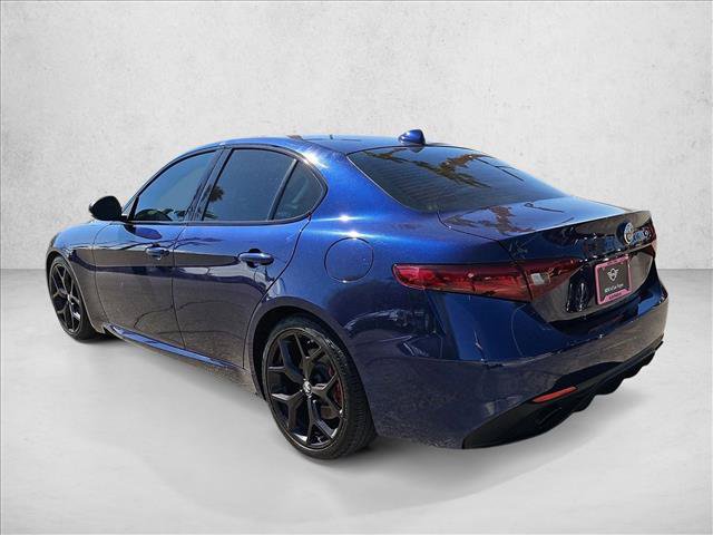 Used 2020 Alfa Romeo Giulia w/ Quick Order Package 22K Sport RWD image 8