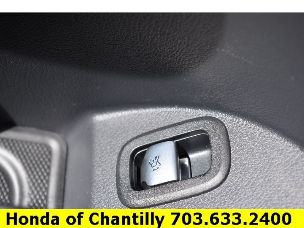 Used 2023 Mercedes-Benz GLC 300 4MATIC image 22