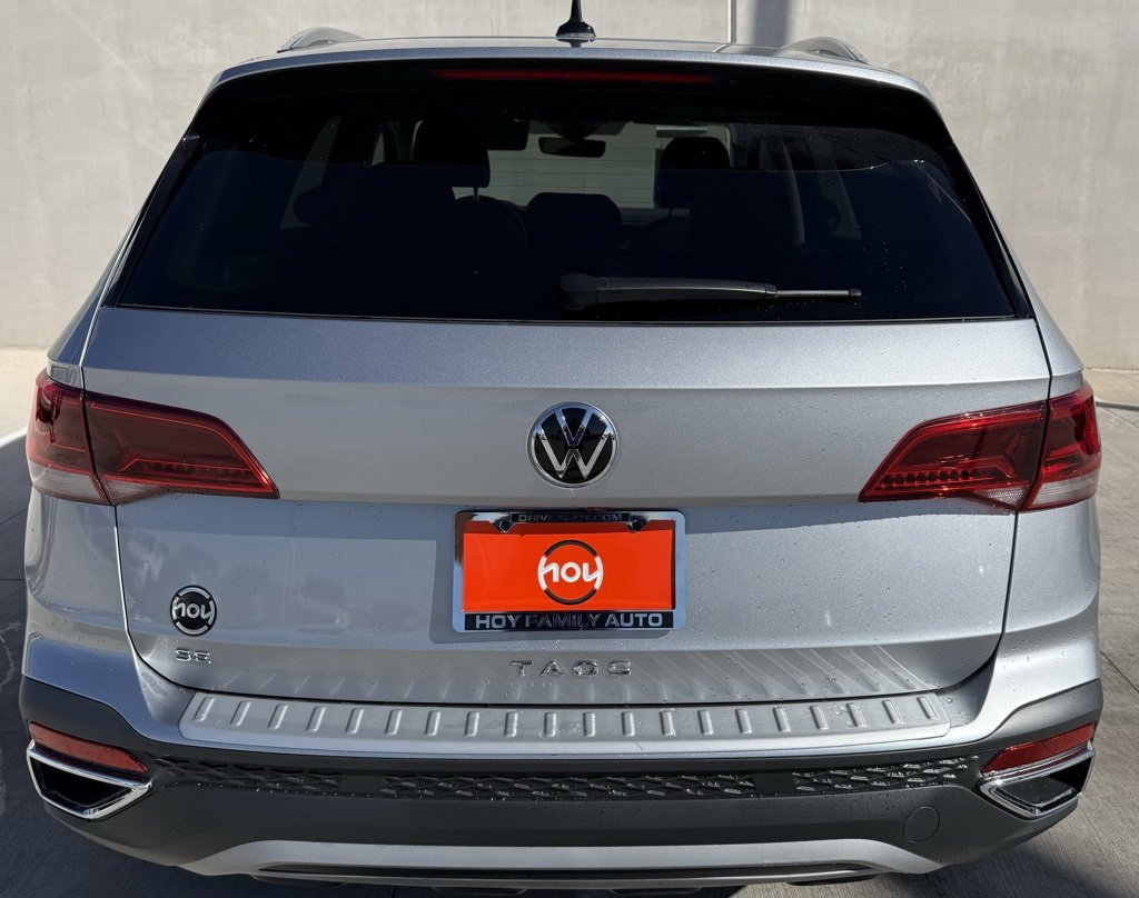 Certified 2024 Volkswagen Taos SE w/ MDO Package image 4