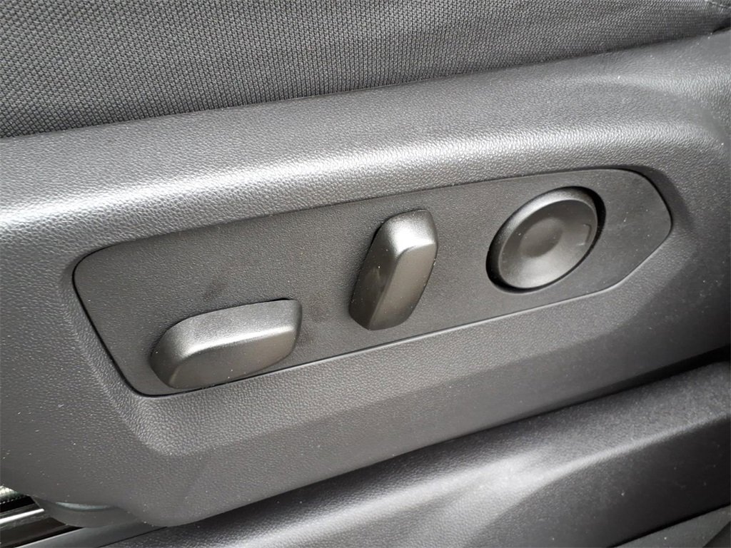 New 2026 Chevrolet Silverado 2500 Custom w/ Custom Value Package image 11