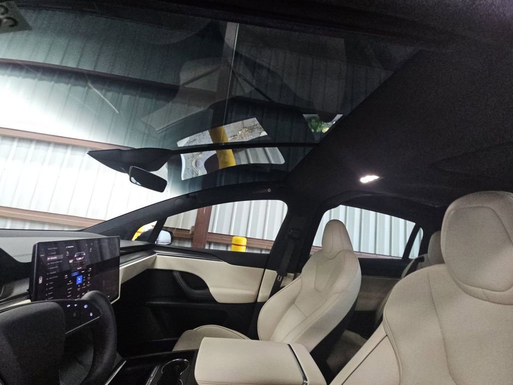 Used 2024 Tesla Model X Plaid AWD/4WD image 6