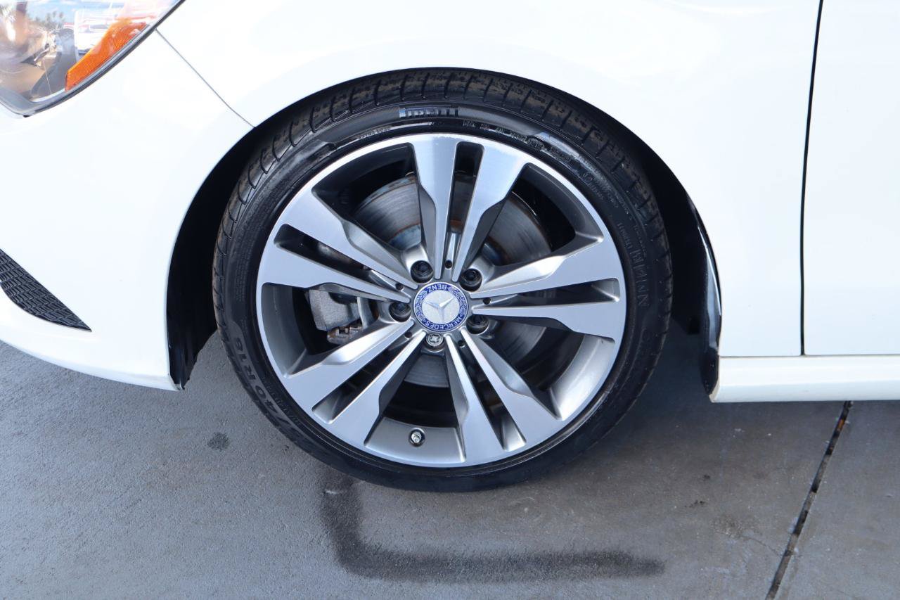 Used 2016 Mercedes-Benz CLA 250 image 12