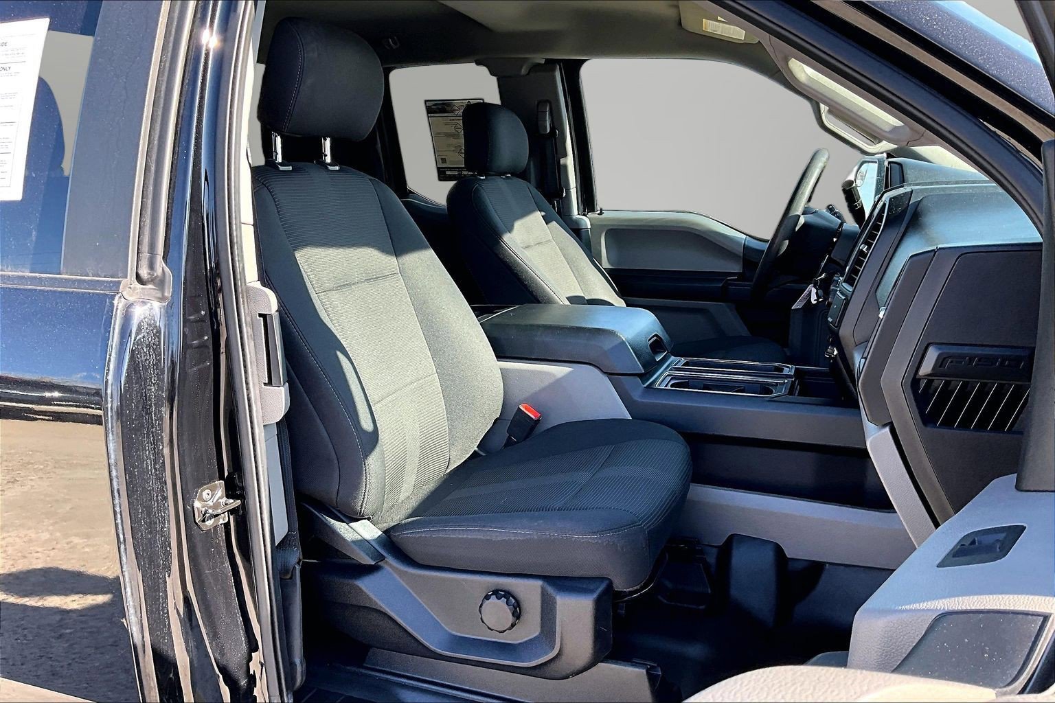 Used 2020 Ford F150 XL w/ Equipment Group 101A Mid AWD/4WD image 7