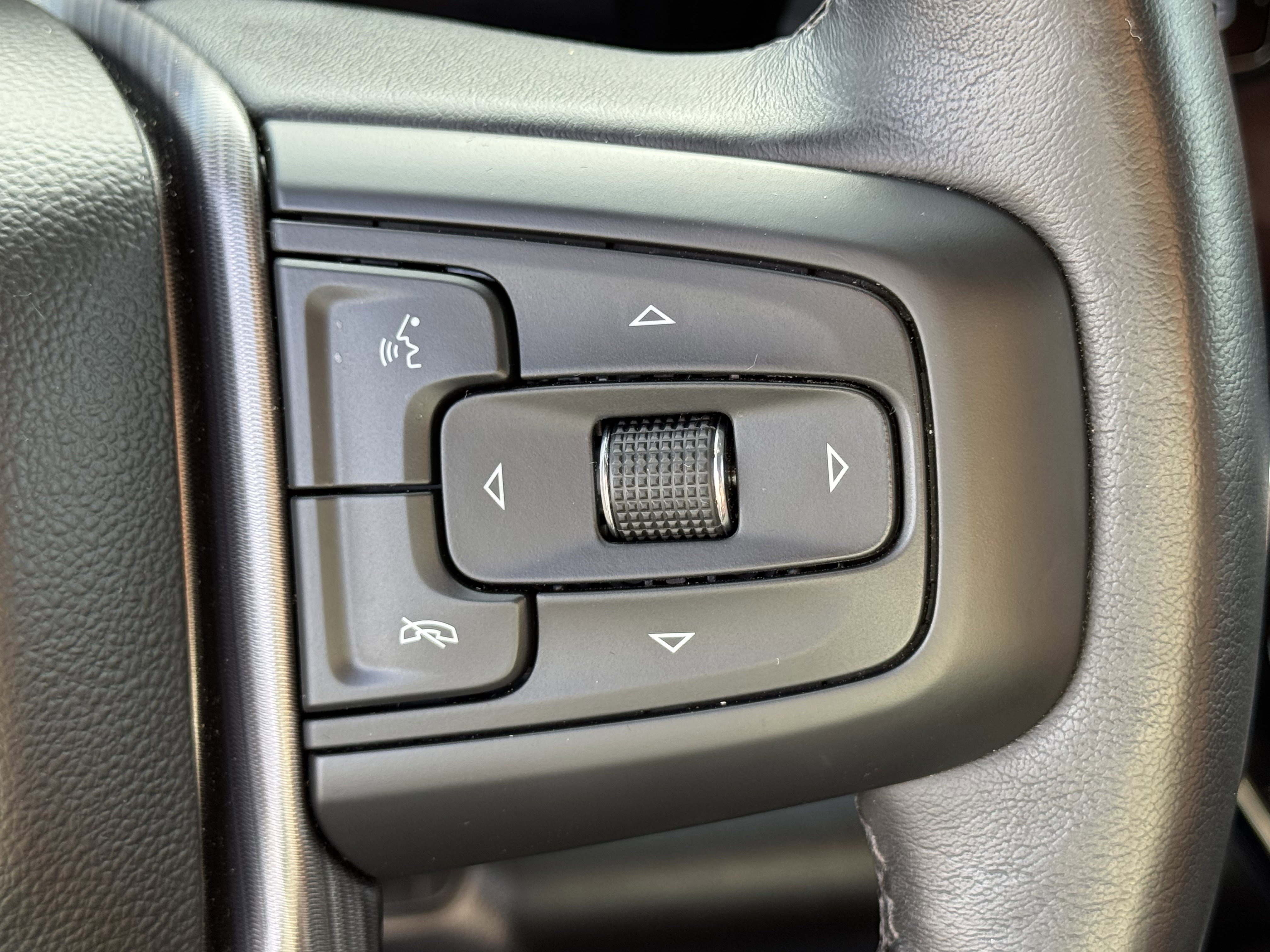 Used 2025 GMC Sierra 2500 Denali Ultimate image 23