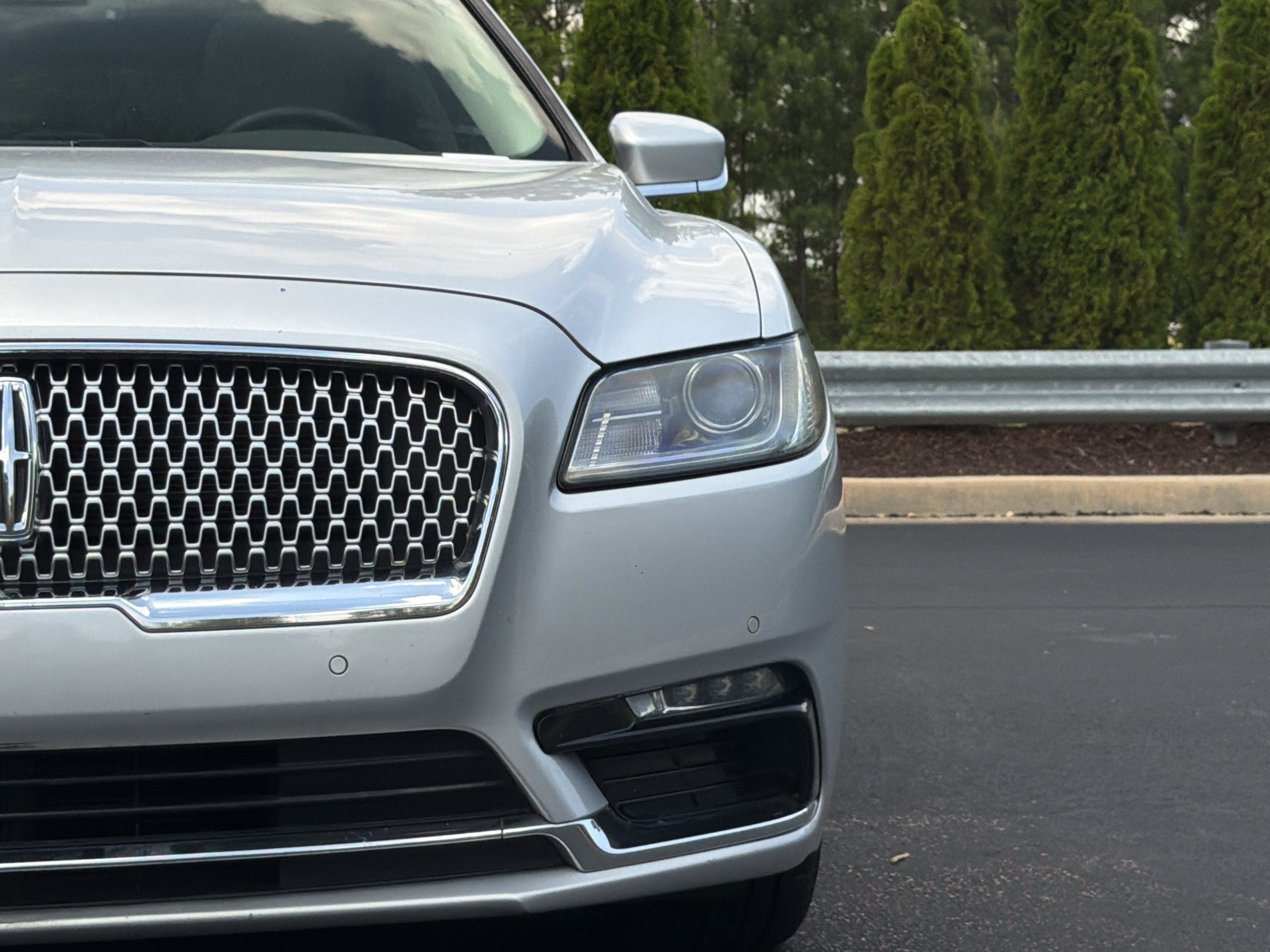 Used 2019 Lincoln Continental Select FWD image 21