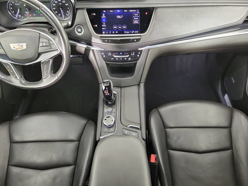 Certified 2024 Cadillac XT5 Premium Luxury AWD/4WD image 16
