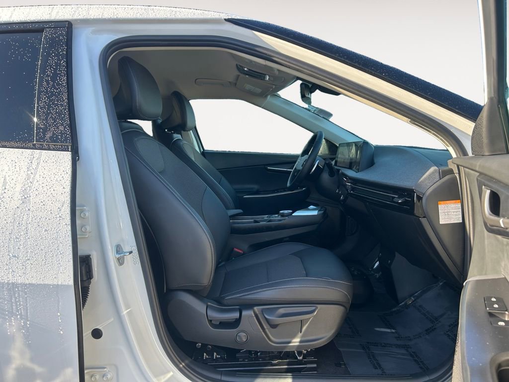 Used 2024 Kia EV6 Light AWD/4WD image 10