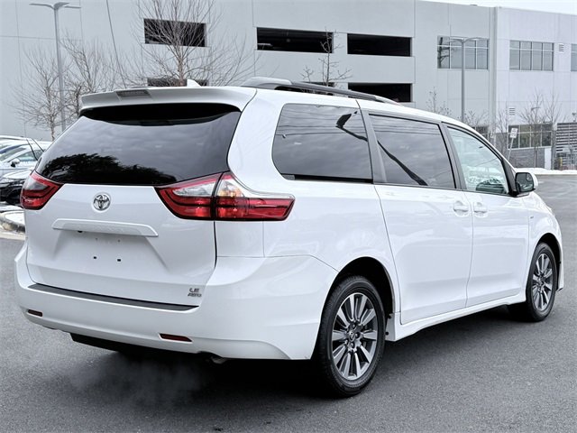 Certified 2020 Toyota Sienna LE image 4