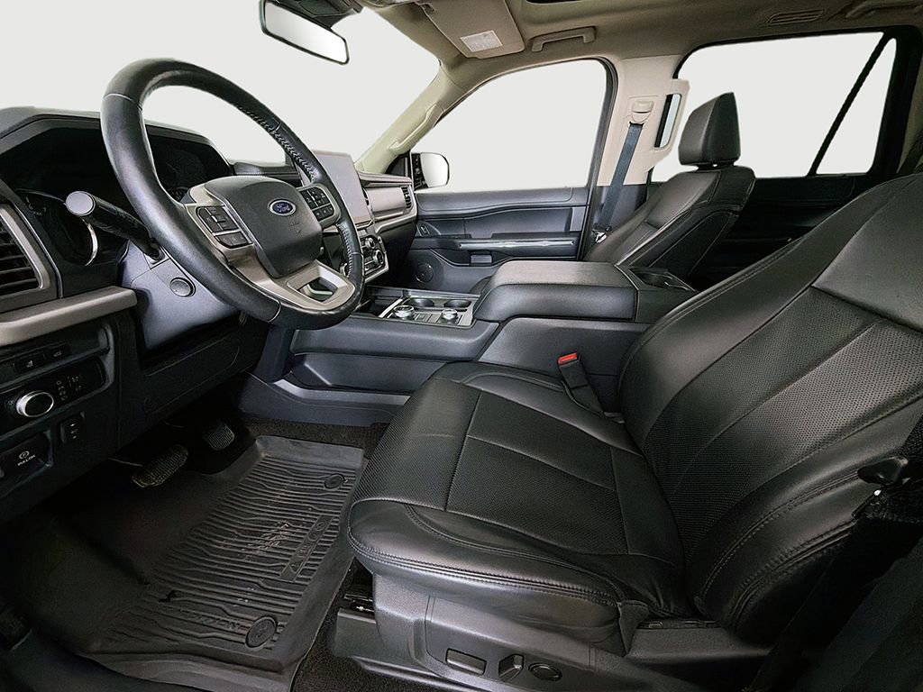 Used 2022 Ford Expedition Max XLT image 23