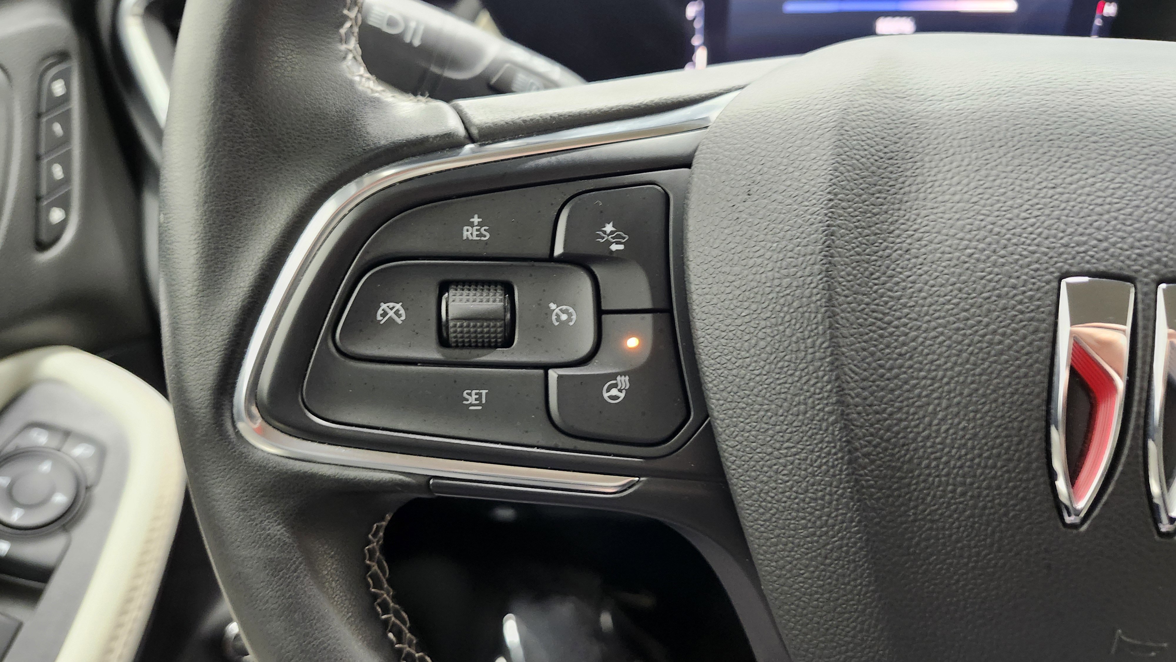 Used 2024 Buick Encore GX Avenir w/ Avenir Convenience Package image 34