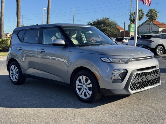 Certified 2022 Kia Soul LX image 4