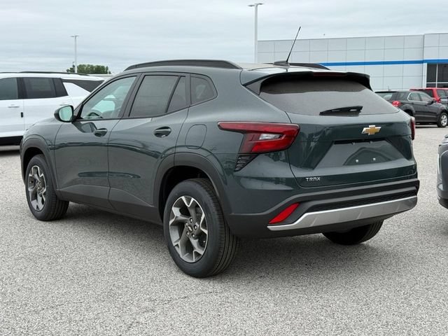 New 2026 Chevrolet Trax LT FWD video 3