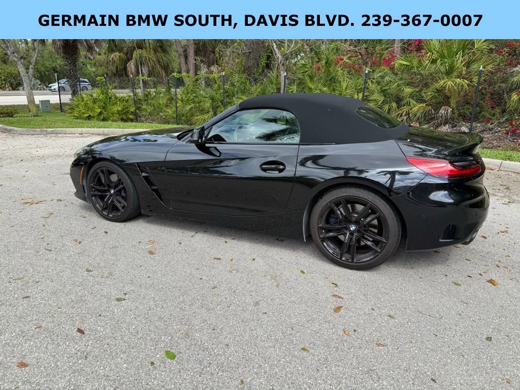 Certified 2023 BMW Z4 M40i w/ Premium Package image 5
