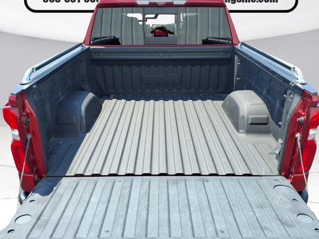 Used 2021 Chevrolet Silverado 1500 High Country w/ Technology Package AWD/4WD image 5