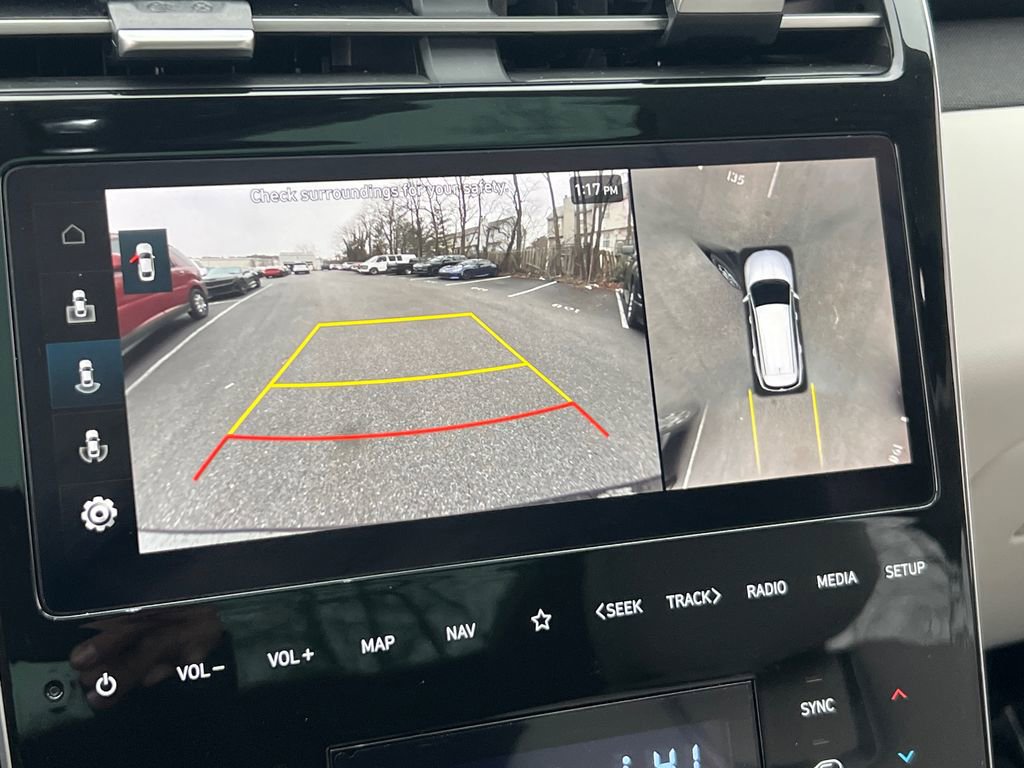 Used 2023 Hyundai Tucson Limited image 32