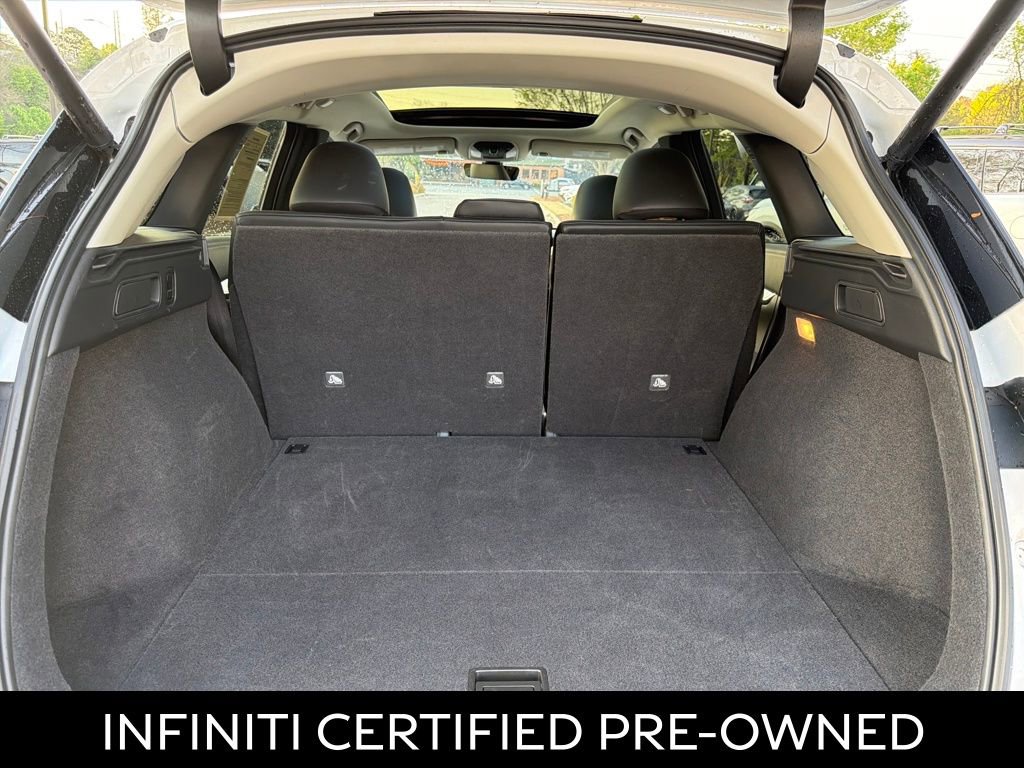 Certified 2024 INFINITI QX50 Luxe w/ Accent Package image 31