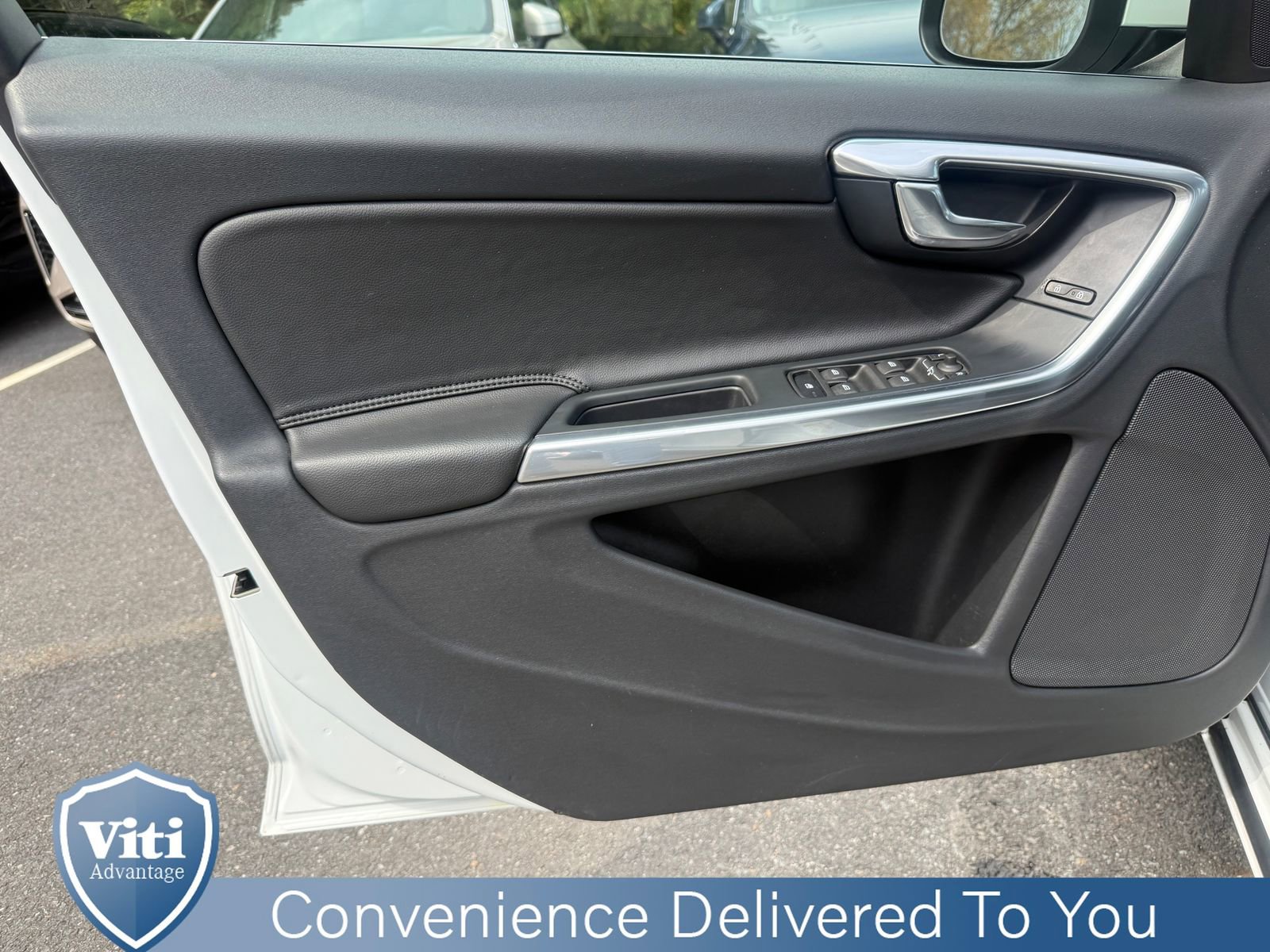 Used 2016 Volvo V60 T5 Premier AWD/4WD image 16