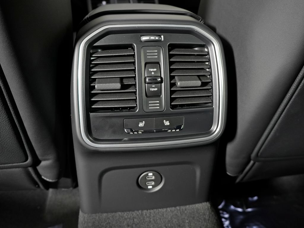 New 2026 Porsche Macan S AWD/4WD image 36