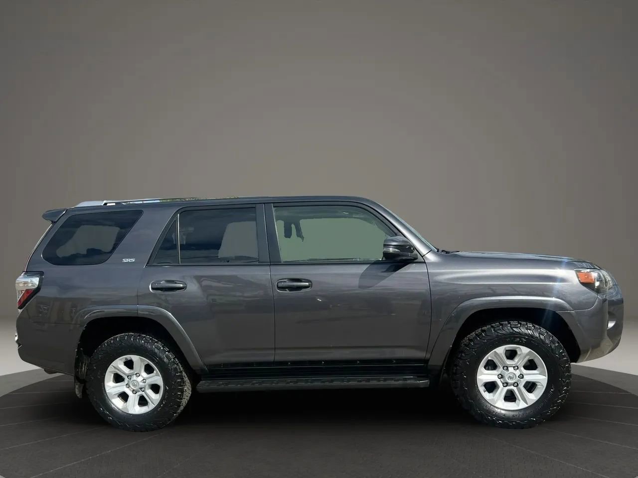 Used 2016 Toyota 4Runner Limited AWD/4WD image 4