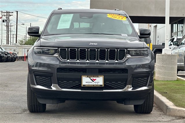 Certified 2023 Jeep Grand Cherokee L Laredo w/ Trailer Tow Group (B) image 12