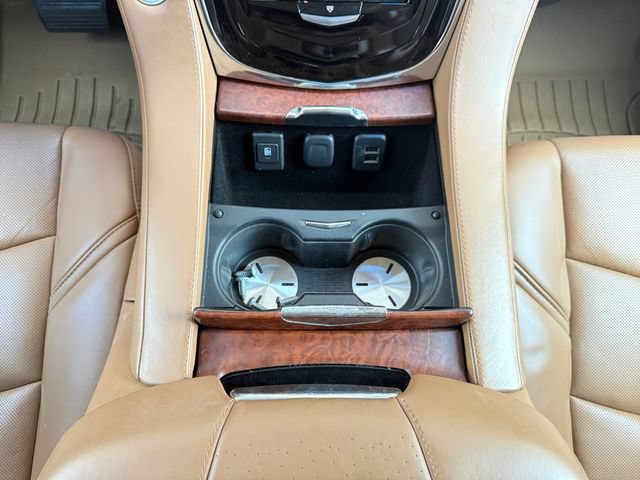 Used 2015 Cadillac Escalade Platinum AWD/4WD image 11