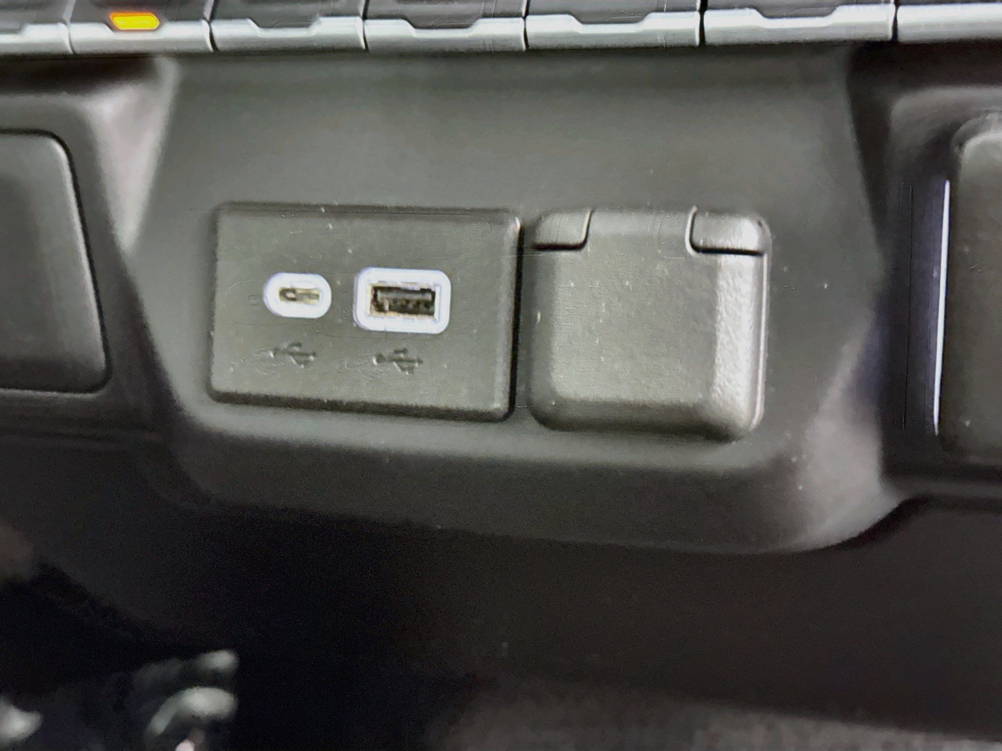 Used 2022 Chevrolet Silverado 1500 Custom RWD image 39