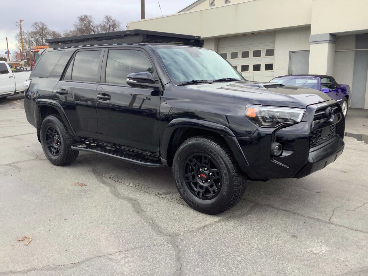Used 2021 Toyota 4Runner Venture w/ Moonroof Package AWD/4WD image 2