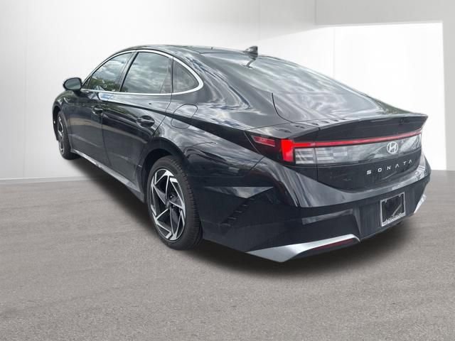 Used 2026 Hyundai Sonata SEL FWD image 3
