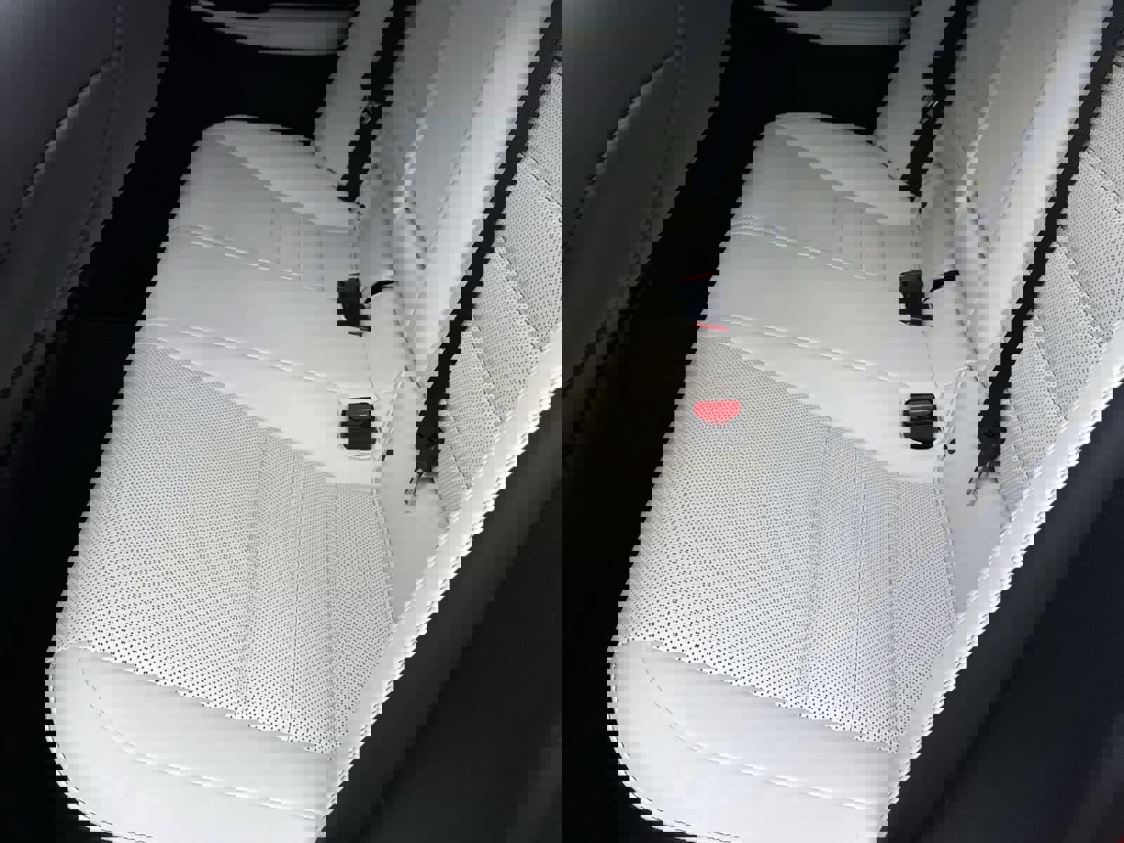 Used 2022 Lexus IS 350 F Sport w/ Navigation Package image 16