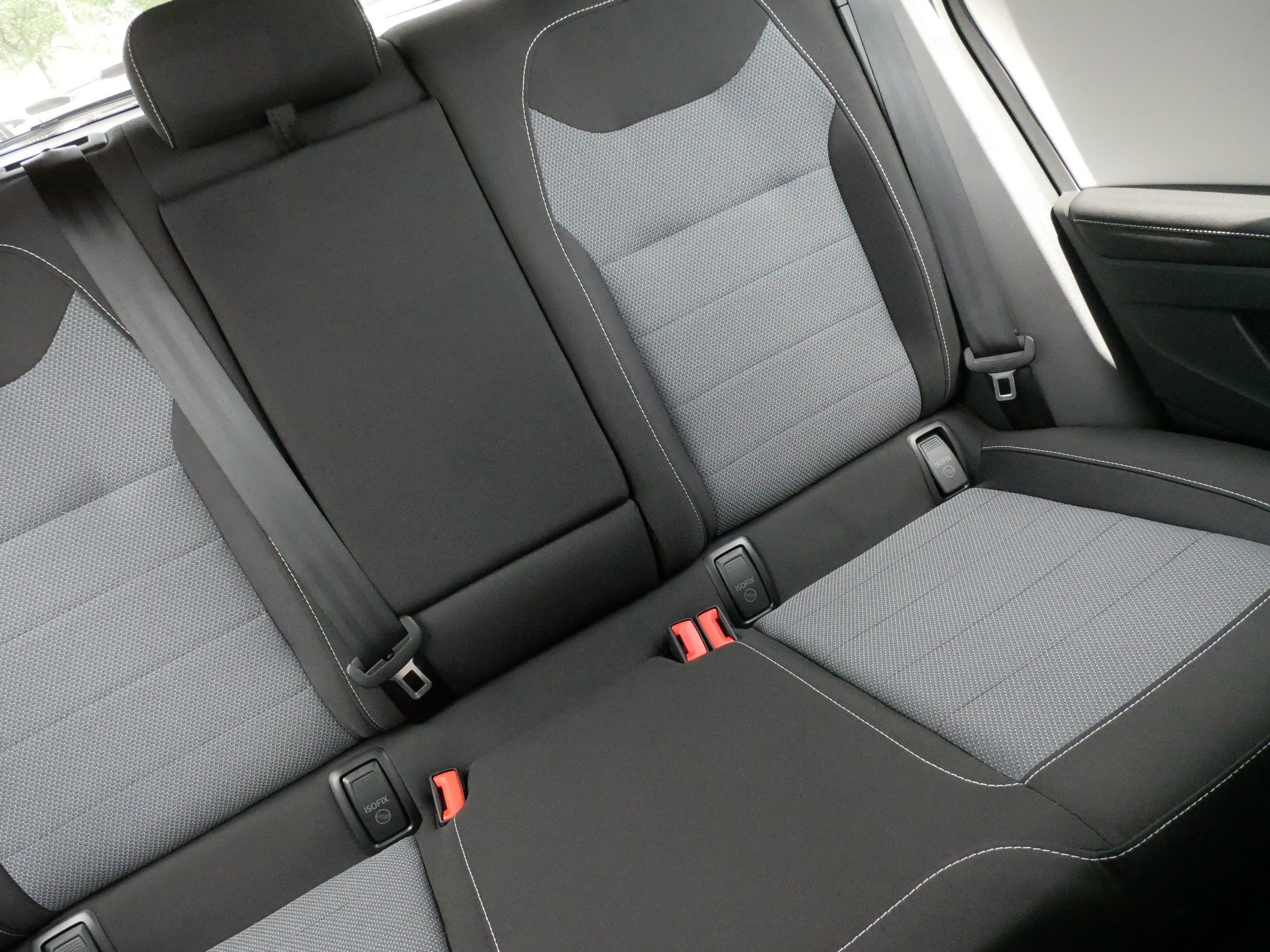 Certified 2025 Volkswagen Taos S FWD image 15