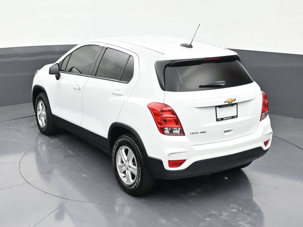 Used 2021 Chevrolet Trax LS AWD/4WD image 14
