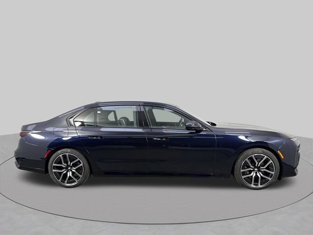 Used 2026 BMW 760i xDrive AWD/4WD image 36