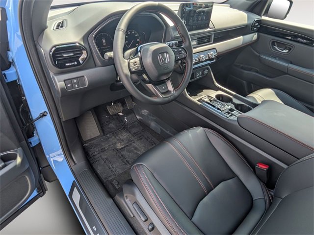 New 2025 Honda Pilot TrailSport image 11