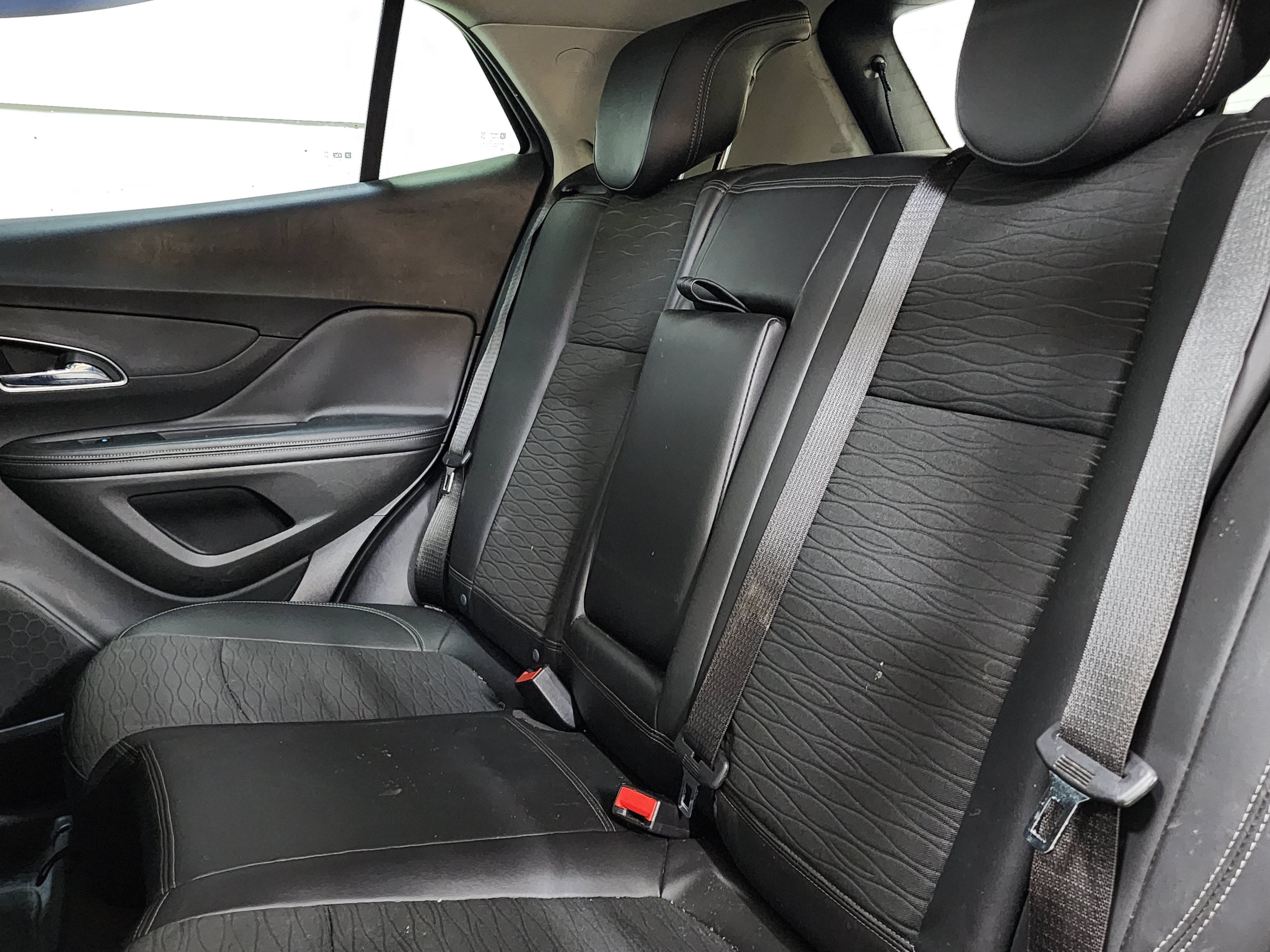 Used 2016 Buick Encore FWD image 17