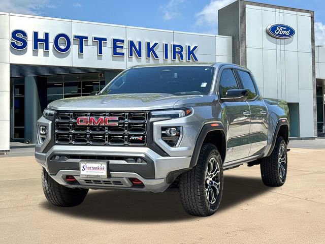 Used 2024 GMC Canyon AT4 w/ Technology Package AWD/4WD image 3