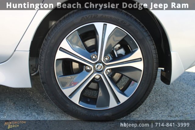 Used 2022 Nissan Leaf SV image 9