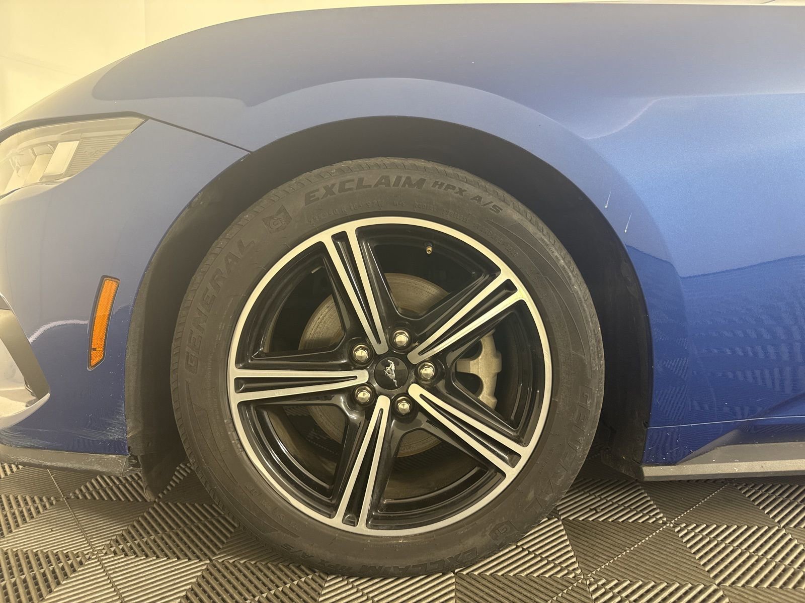 Used 2024 Ford Mustang Premium image 7